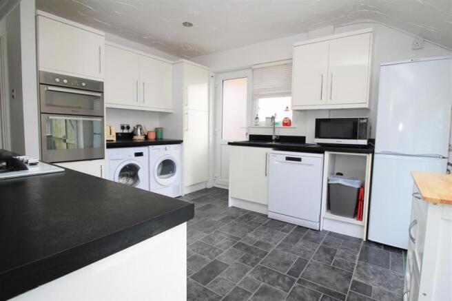 Kitchen Alt