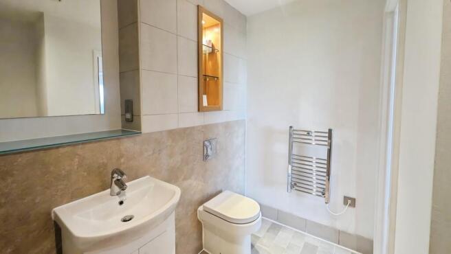 1 bed Flat to rent Image 5