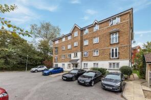 Flat 14, Iris Court, Snowdrop Rise, St. Leonards-on-sea TN38 0GN