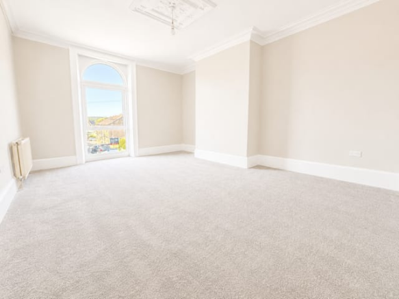3 bed Terraced for sale Image 2