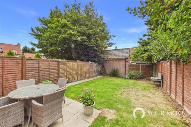 Portobello Drive, Martham, Great Yarmouth, Norfolk, NR29 photo 4