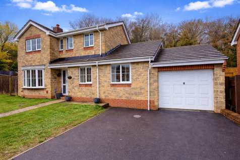 Abbotswood, Kingsteignton, TQ12