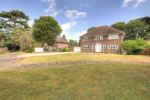 11, The Witherings, Hornchurch RM11 2RA
