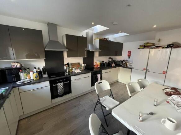 Kitchen Reverse