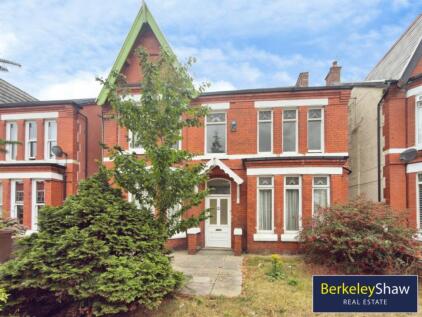 College Avenue, Crosby, Liverpool