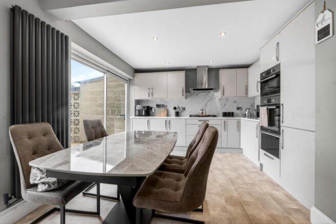 Kitchen Dining Room (2)
