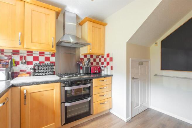 4 bed Detached for sale Image 7