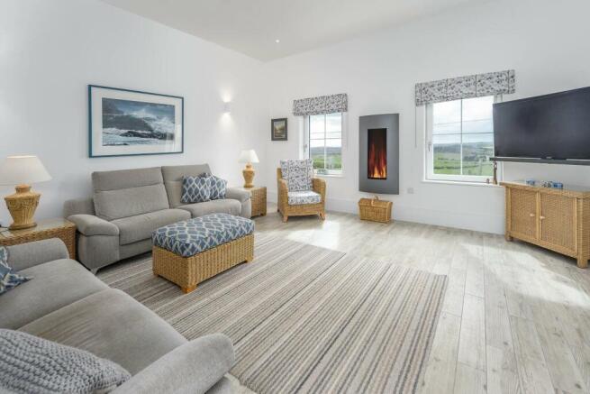Lounge-1-PRINT.jpg