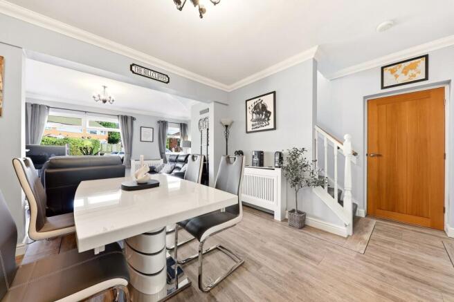 3 bed Semi-Detached for sale Image 9