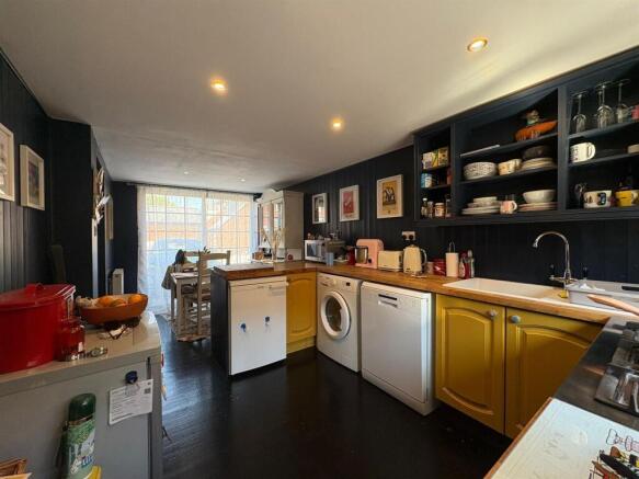 kitchen -diner