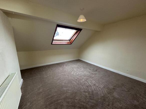 2 bed End of Terrace to rent Image 6