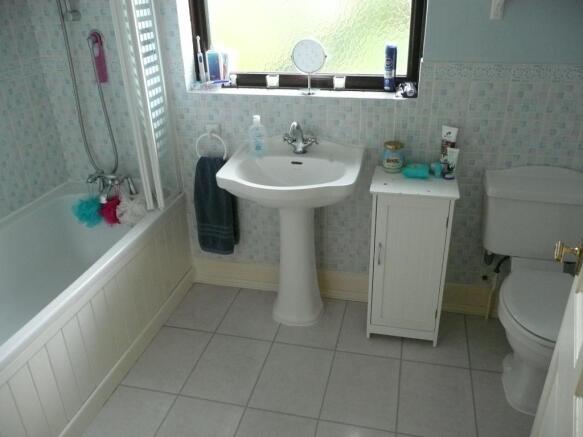 Bathroom / WC