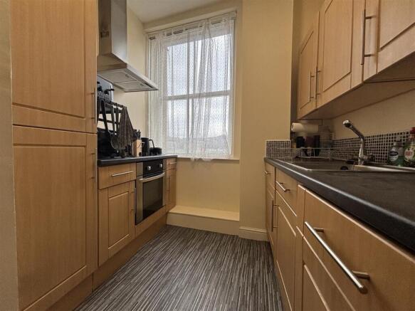 1 bed Apartment for sale Image 8