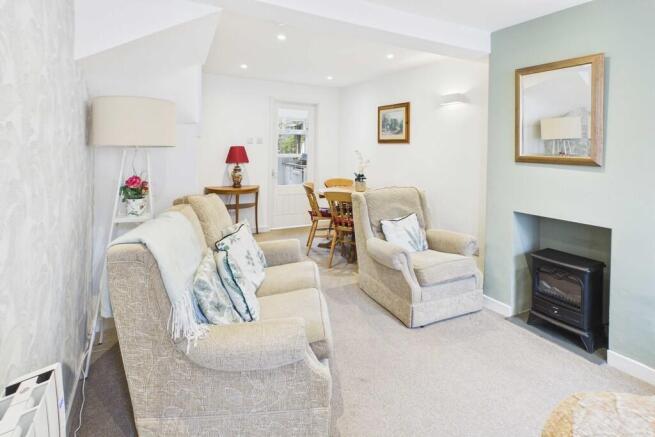 Living / Dining R...