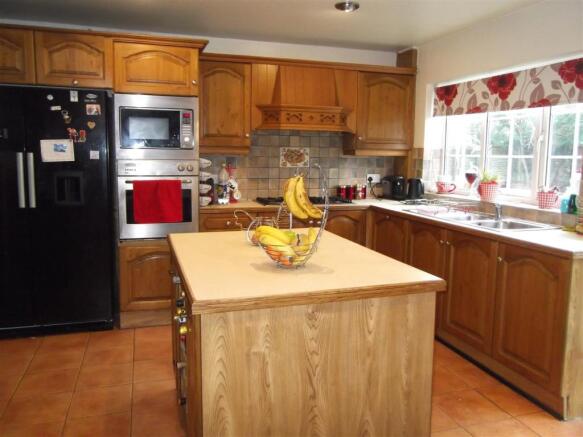 Kitchen / breakfast room