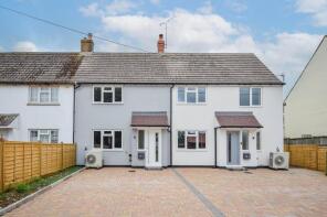 6, Pigleaze Cottages, Road South Off A342 To Pigleaze Dairy, Marlborough SN8 3HB