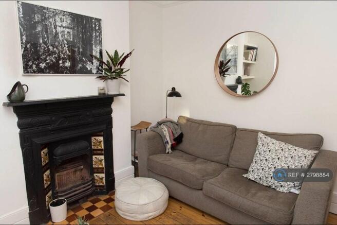 Living Room (Unfurnished)