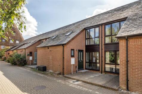 Oast Court, Southgate Street, Bury St. Edmunds, Suffolk, IP33