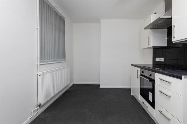 2 bed Semi-Detached for sale Image 7
