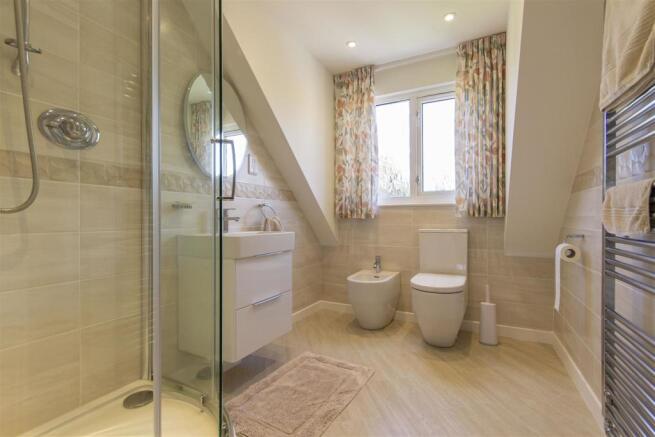 En Suite Shower Room