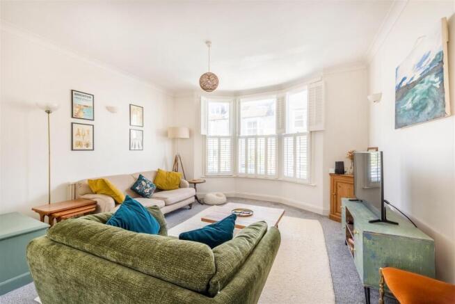 18 Goldstone Road-9.jpg