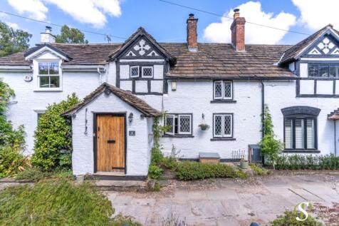 Holmes Chapel Road, Chelford, SK11