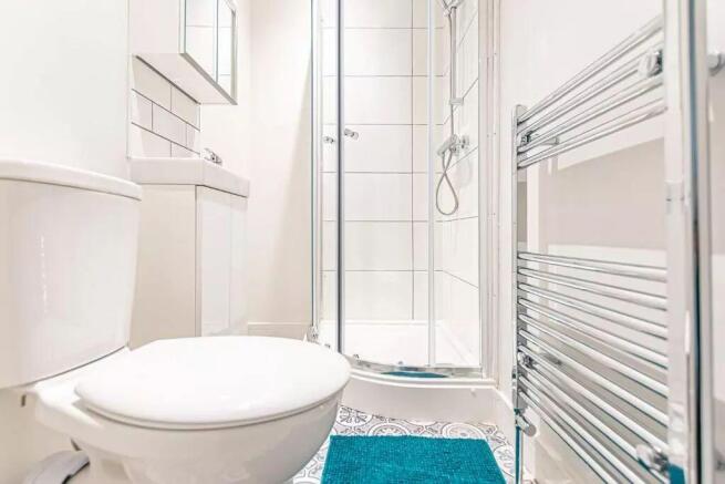 5 bed Terraced for sale Image 6