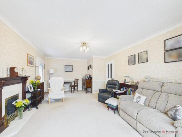 2 bed Detached Bungalow for sale Image 6