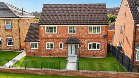Chedworth Court, Ingleby Barwick, Stockton-On-Tees