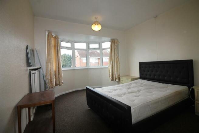 3 bed House to rent Image 5