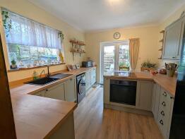 18, Spring Gardens, Shanklin PO37 7AQ