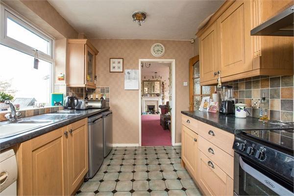 Kitchen angle 2