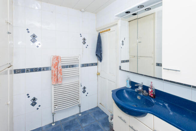 7 bed House of Multiple Occupation for sale Image 5