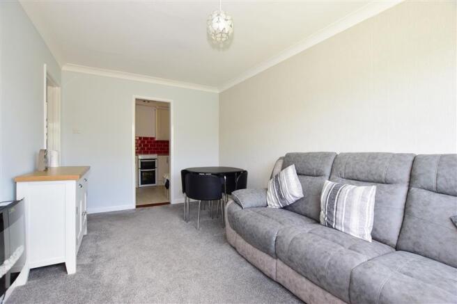 Lounge/ Dining Room