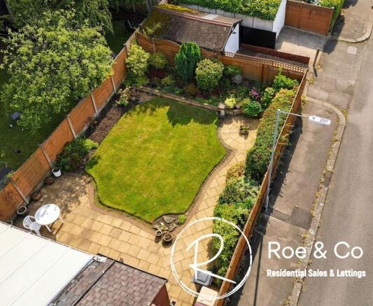 Rear garden & garage