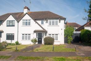 38, Lindisfarne Avenue, Leigh-on-sea SS9 3NR