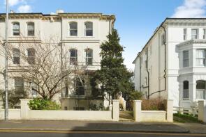 Flat 3, 46, Dyke Road, Brighton BN1 3JB