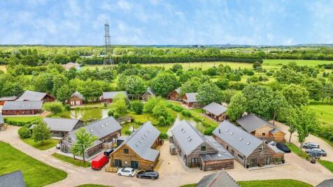 Thorpe Park Lodges, Middle Lane, Thorpe-On-The-Hill, Lincoln, LN6