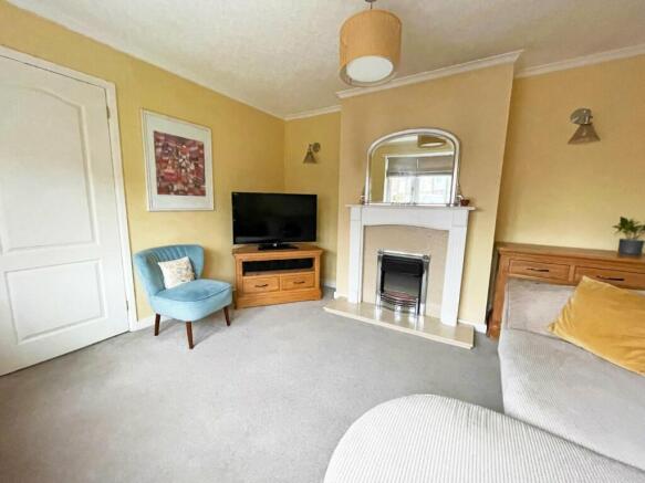 Lounge 2