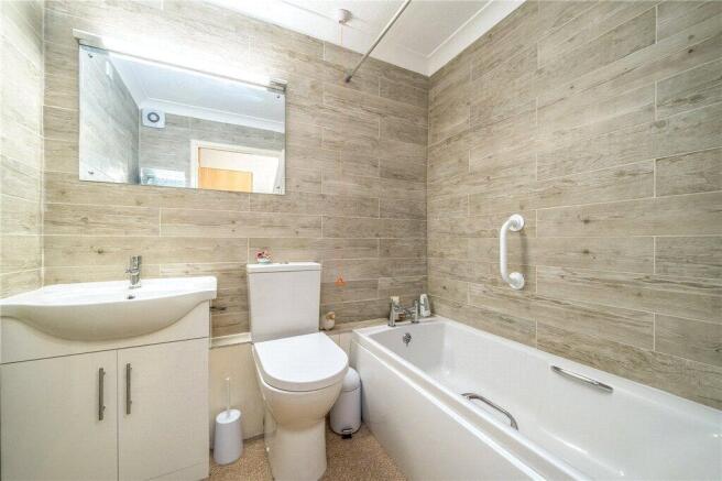 1 bed Apartment for sale Image 6