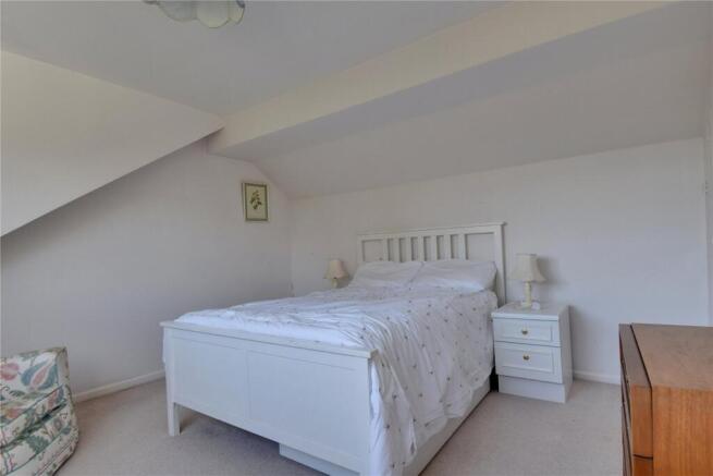 3 bed Bungalow for sale Image 5