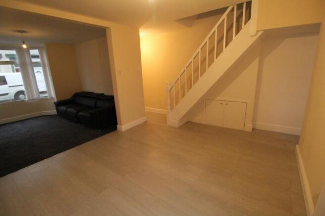 3 bed Terraced to rent Image 8