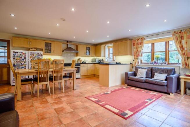 kitchen/family room