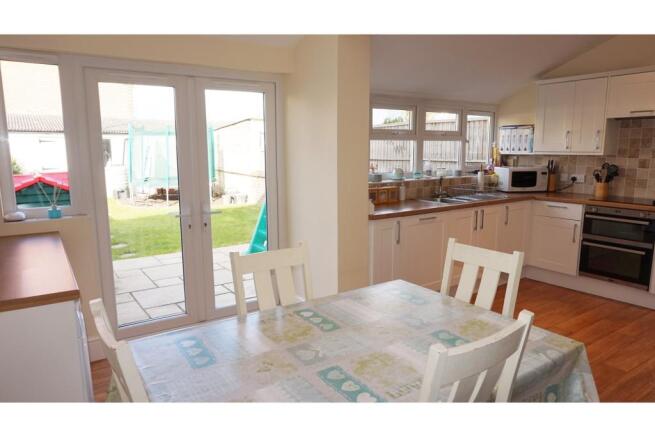 Kitchen / Diner