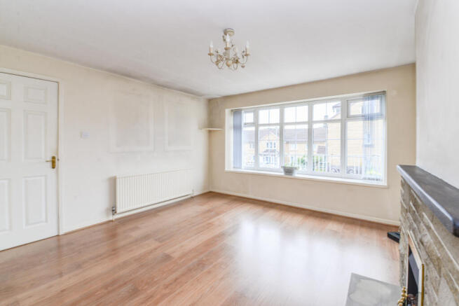 3 bed Semi-Detached for sale Image 6