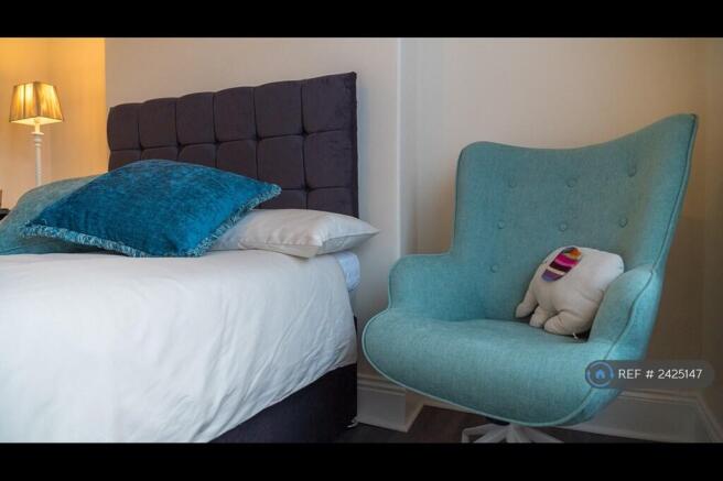 1 bed House Share to rent Image 10