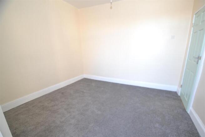 2 bed Terraced Bungalow for sale Image 11