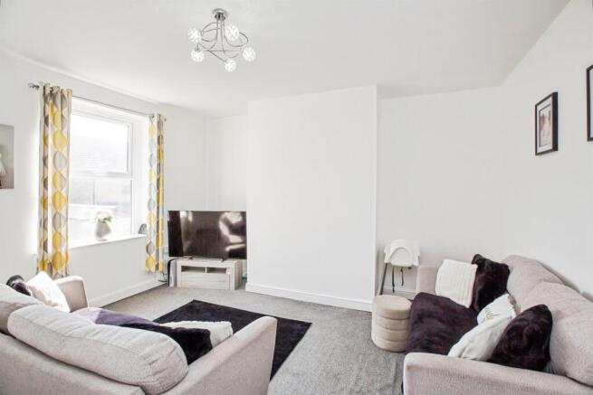3 bed End of Terrace for sale Image 4