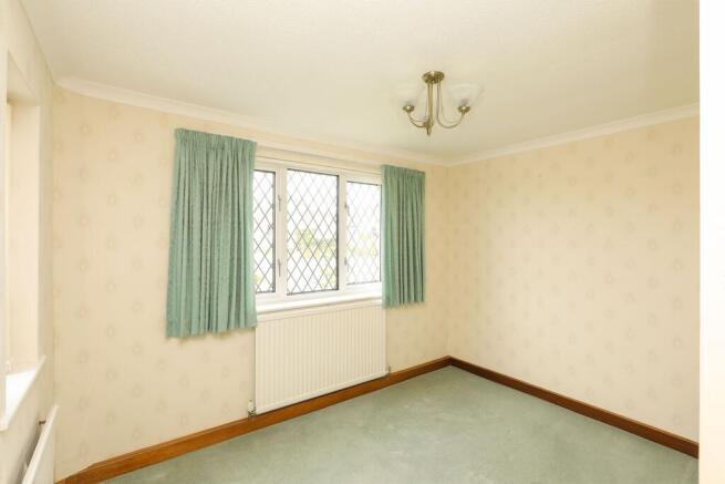 3 bed Detached Bungalow for sale Image 10