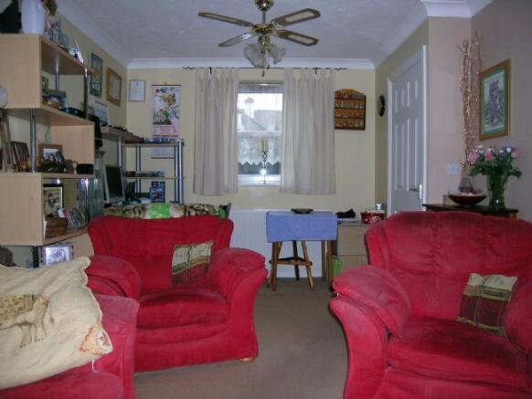 Lounge 3